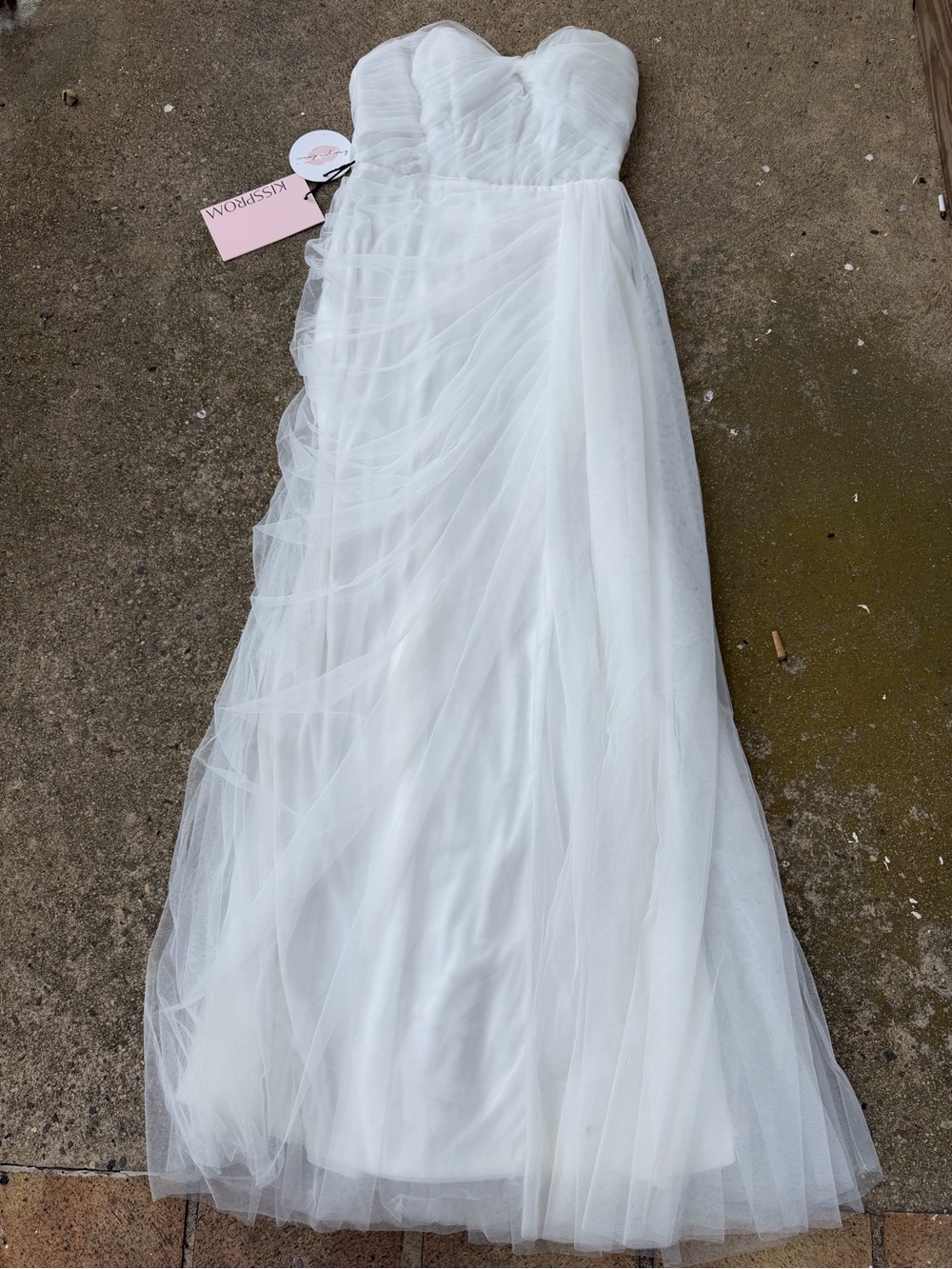 KISSPROM NWT! White Strapless Tulle Wedding Dress 8